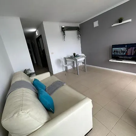 Апарт-отель Golf Del Sur Tenerife - Casa Barrera Park La Corbeta Сан Мигель